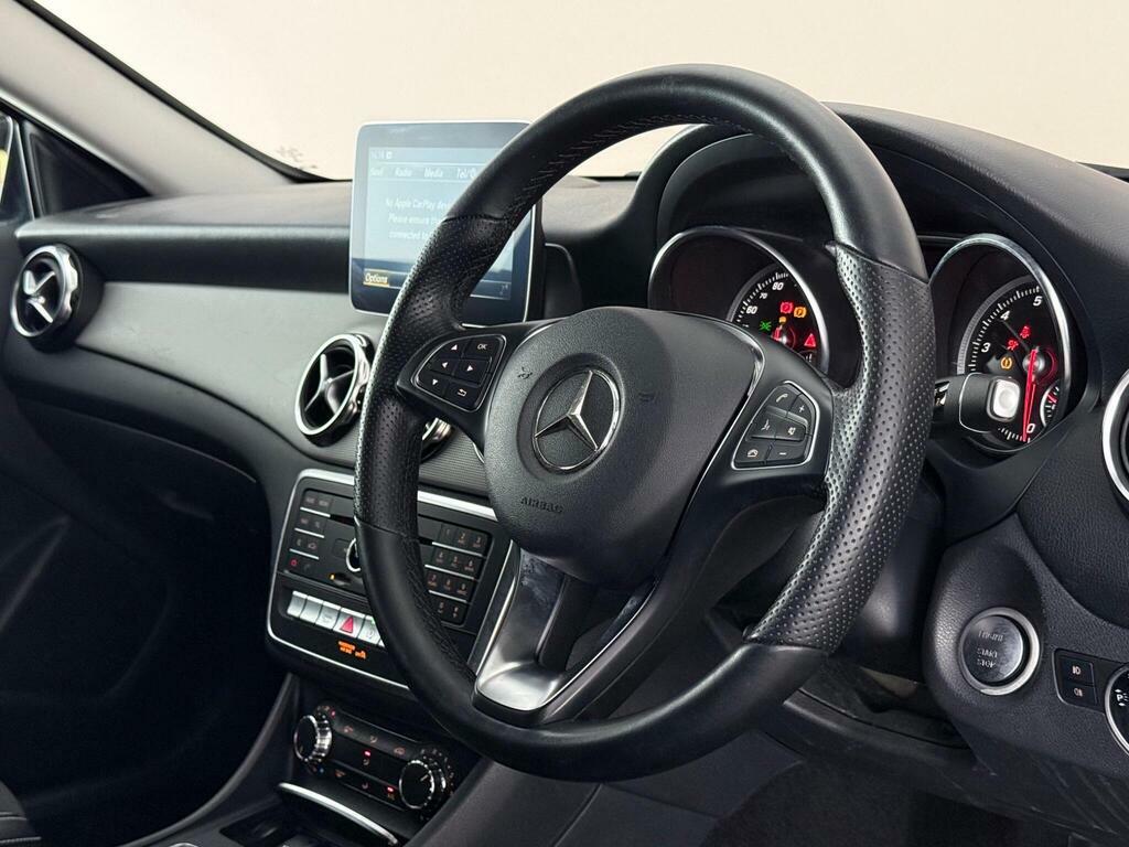 Mercedes-Benz GLA Class 1.6 Gla180 Urban Edition 7G-dct Euro 6 Ss Grey #3