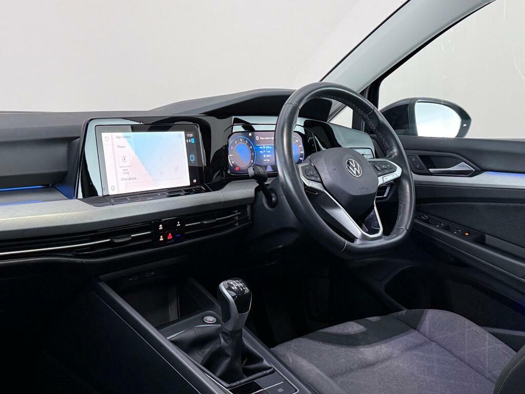 Volkswagen Golf 1.5 Tsi Life Euro 6 Ss RE72VZR Black #3