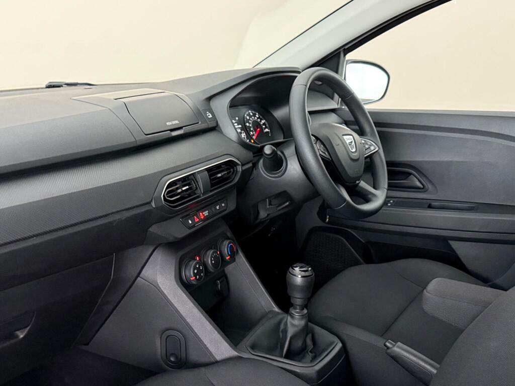 Dacia Sandero 1.0 Tce Essential Euro 6 Ss HV71VVL White #4