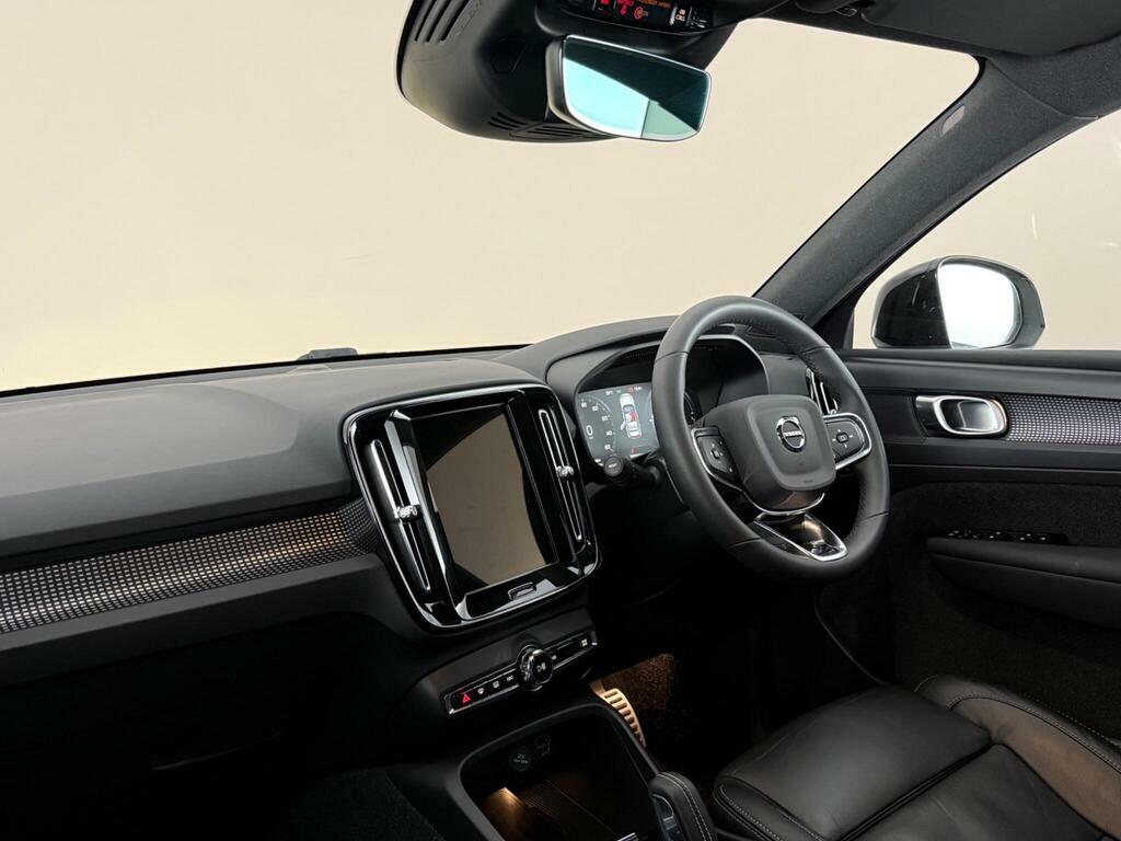 Volvo XC40 1.5H T4 Recharge 10.7Kwh Plus Euro 6 Ss White #4