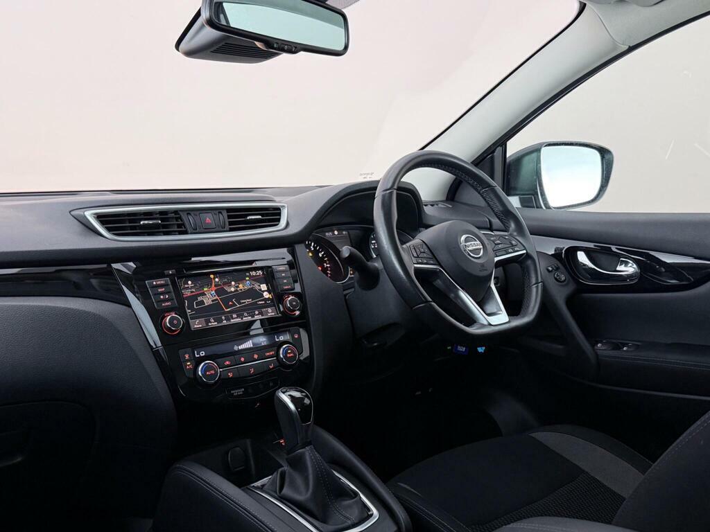 Nissan Qashqai 1.3 Dig-t Acenta Premium Dct Euro 6 Ss DP70LWS Grey #4