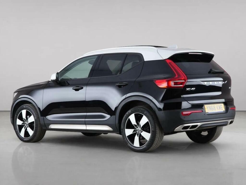 Volvo XC40 2.0 D3 Momentum Euro 6 Ss Black #6