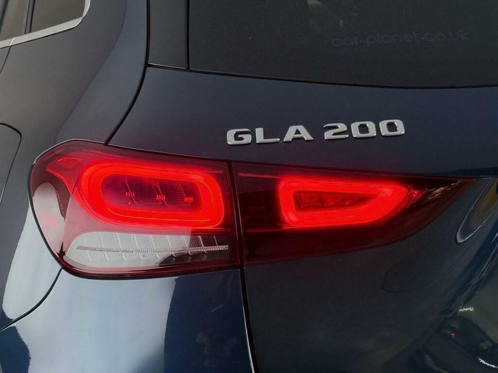 Mercedes-Benz GLA Class 1.3 Gla200 Amg Line Premium 7G-dct Euro 6 Ss YC22HRE Blue #6