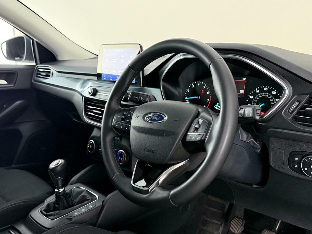 Ford Focus 1.0T Ecoboost Active Edition Euro 6 Ss EA71XZJ White #3