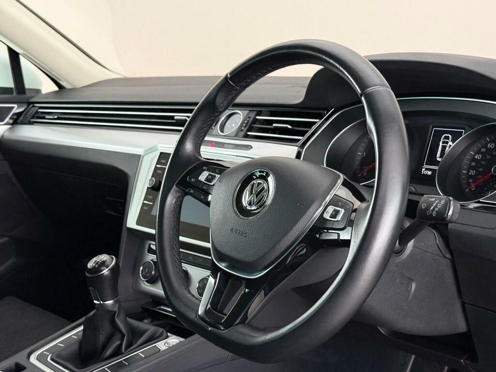 Volkswagen Passat 1.6 Tdi Se Business Euro 6 Ss White #2