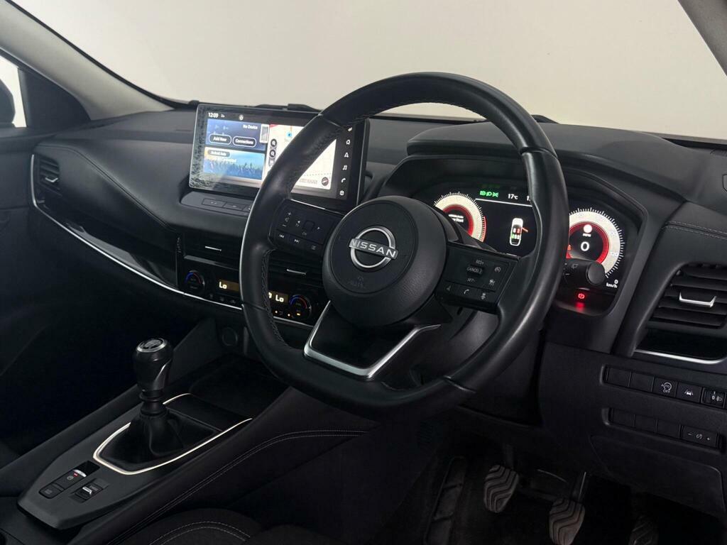 Nissan Qashqai 1.3 Dig-t Mhev N-connecta Euro 6 Ss LL72VXA Black #3
