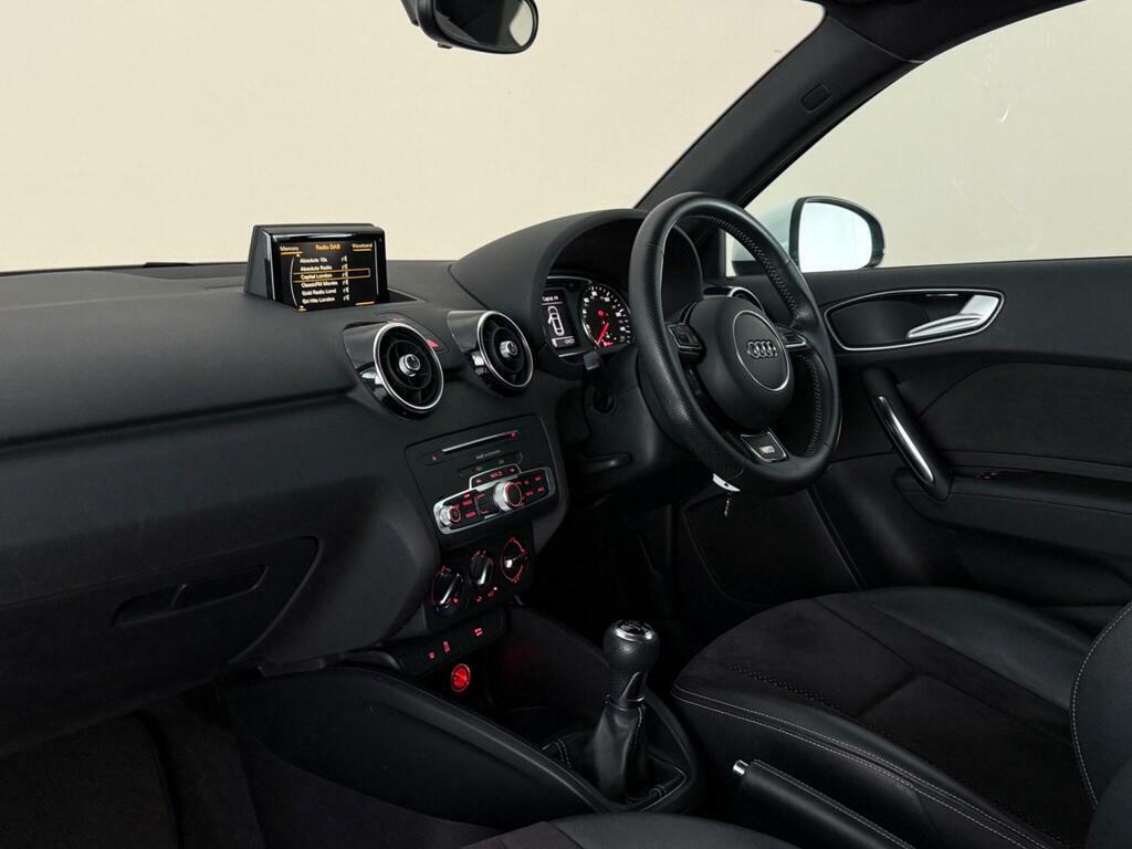 Audi A1 1.6 Tdi S Line Euro 6 Ss White #4