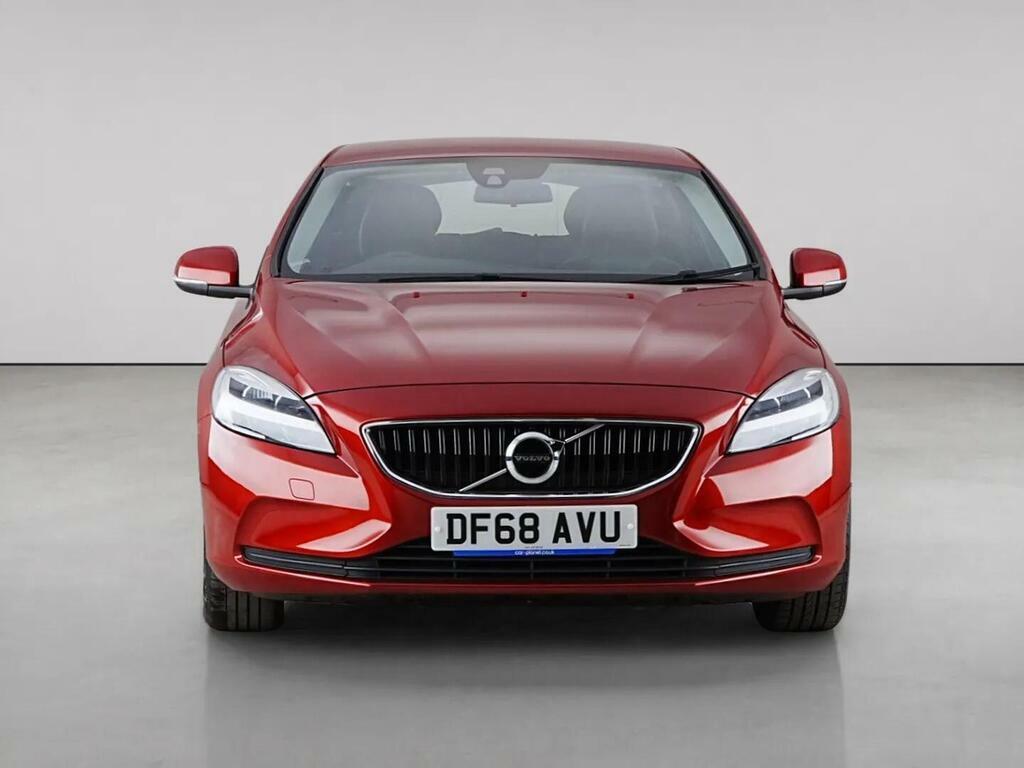 Volvo V40 2.0 D2 Momentum Nav Plus Euro 6 Ss Red #5