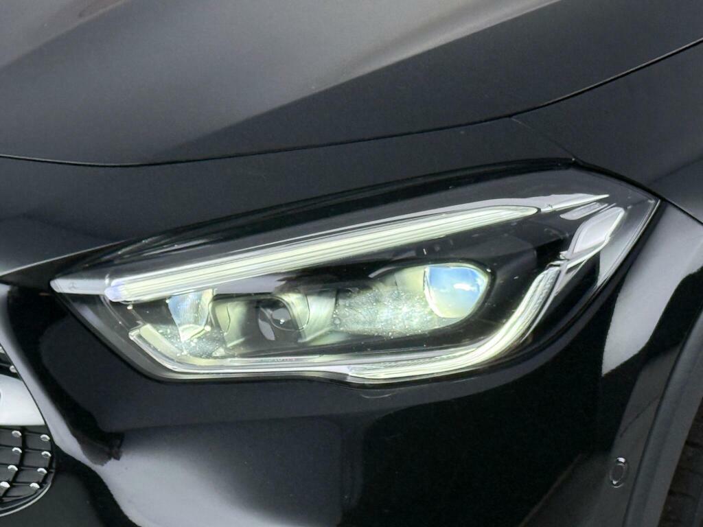 Mercedes-Benz GLA Class 1.3 Gla200 Amg Line Premium Plus 7G-dct Euro 6 LL22WPR Black #4