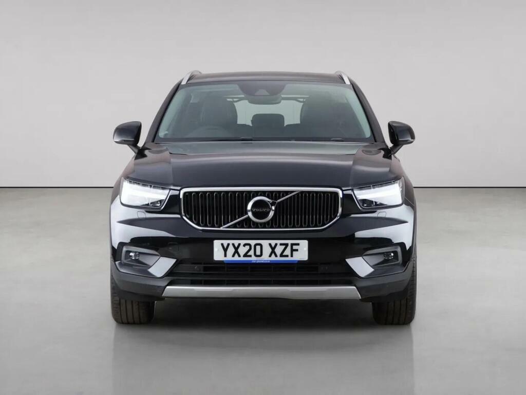Volvo XC40 1.5 T3 Momentum Pro Euro 6 Ss YX20XZF Black #5