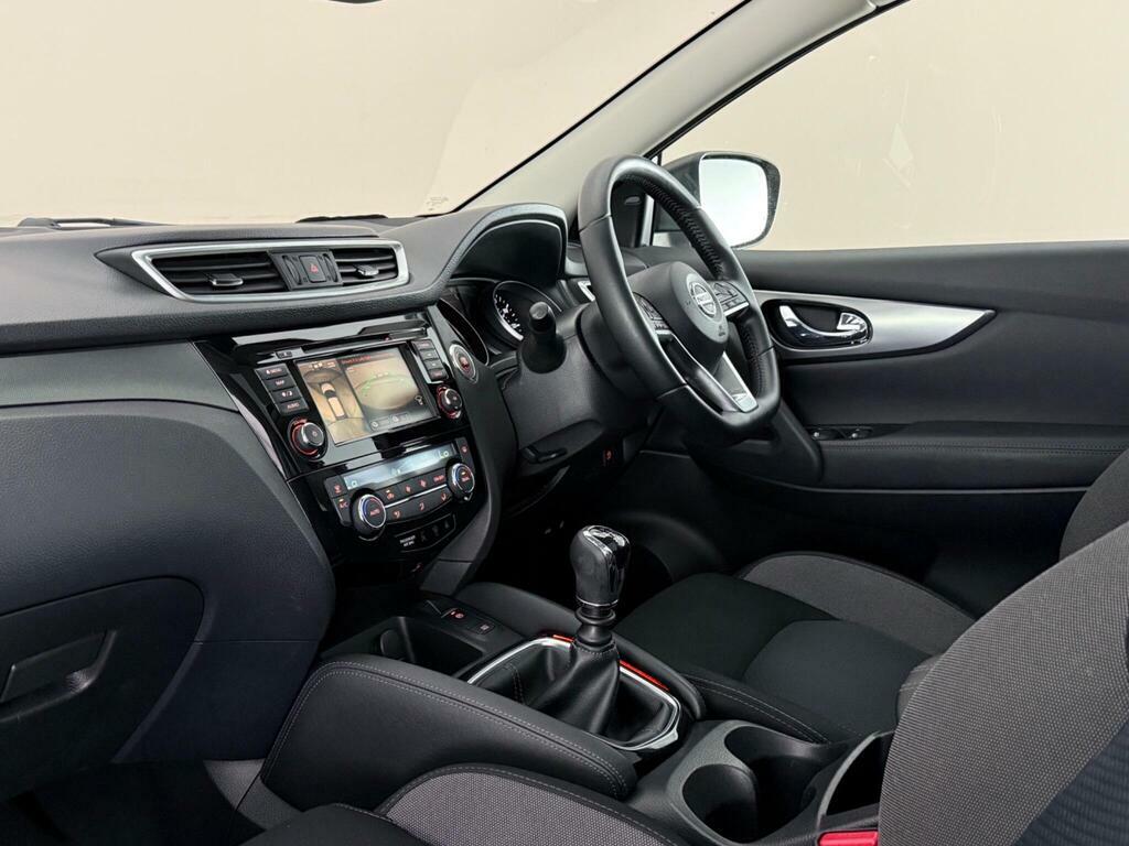 Nissan Qashqai 1.3 Dig-t N-connecta Euro 6 Ss LJ19GBK Grey #4