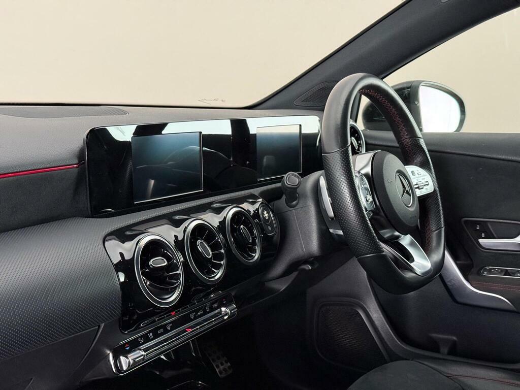 Mercedes-Benz A Class 1.3 A200 Amg Line 7G-dct Euro 6 Ss OU56AME Black #4