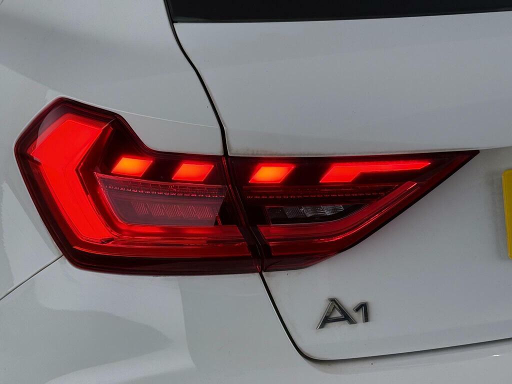 Audi A1 1.0 Tfsi 30 Sport Sportback Euro 6 Ss White #6