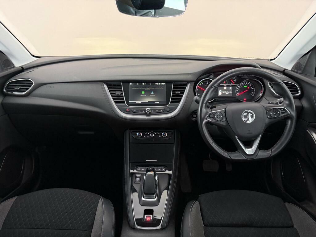 Vauxhall Grandland X 1.6 13.2Kwh Sri Nav 4Wd Euro 6 Ss Hybr White #4