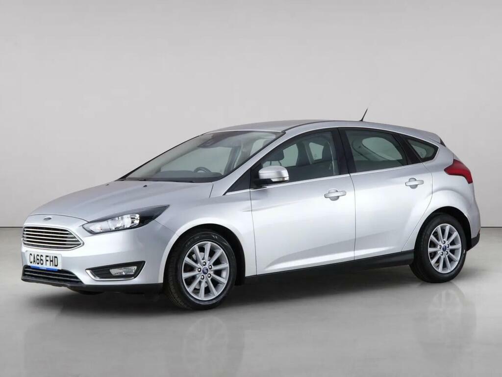 Ford Focus 1.0T Ecoboost Titanium Euro 6 Ss Silver #2