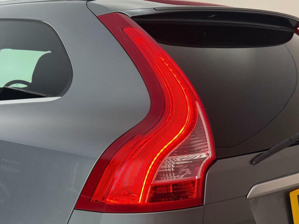 Volvo XC60 2.0 D4 R-design Lux Nav Euro 6 Ss Grey #6