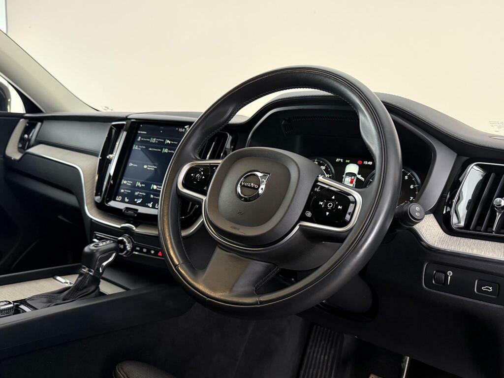Volvo XC60 2.0 T5 Inscription Pro Awd Euro 6 Ss YE68HDM Black #3