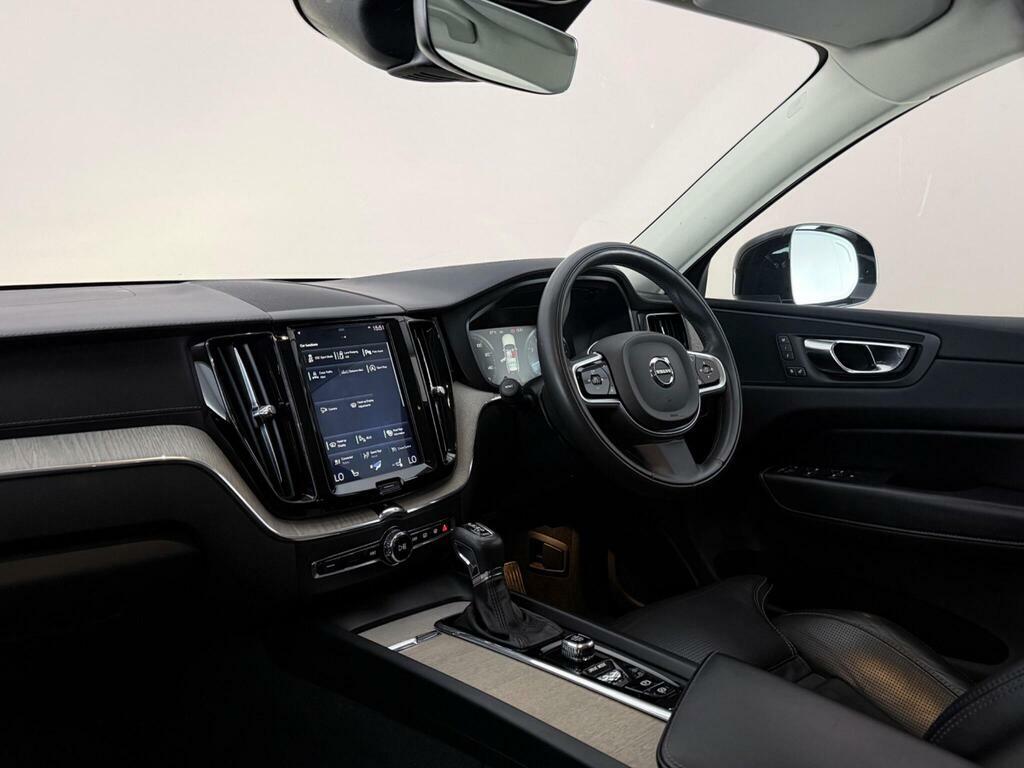 Volvo XC60 2.0 T5 Inscription Pro Awd Euro 6 Ss YE68HDM Black #4