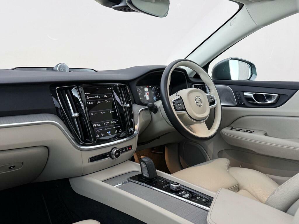 Volvo V60 Cross Country 2.0 B5 Mhev Awd Euro 6 Ss KE70YFT Grey #4