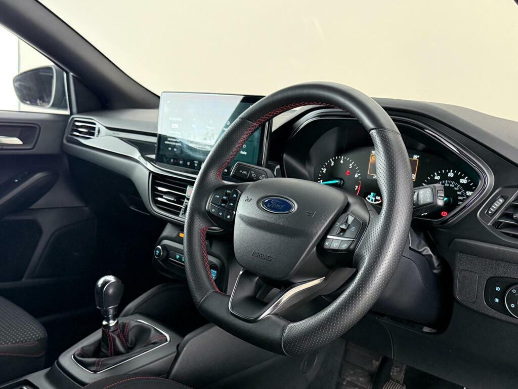 Ford Focus 1.0T Ecoboost St-line Euro 6 Ss YP23WKZ Black #3