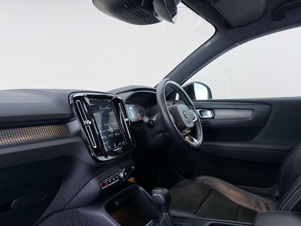 Volvo XC40 2.0 D3 R-design Pro Euro 6 Ss BU68CWM Grey #4