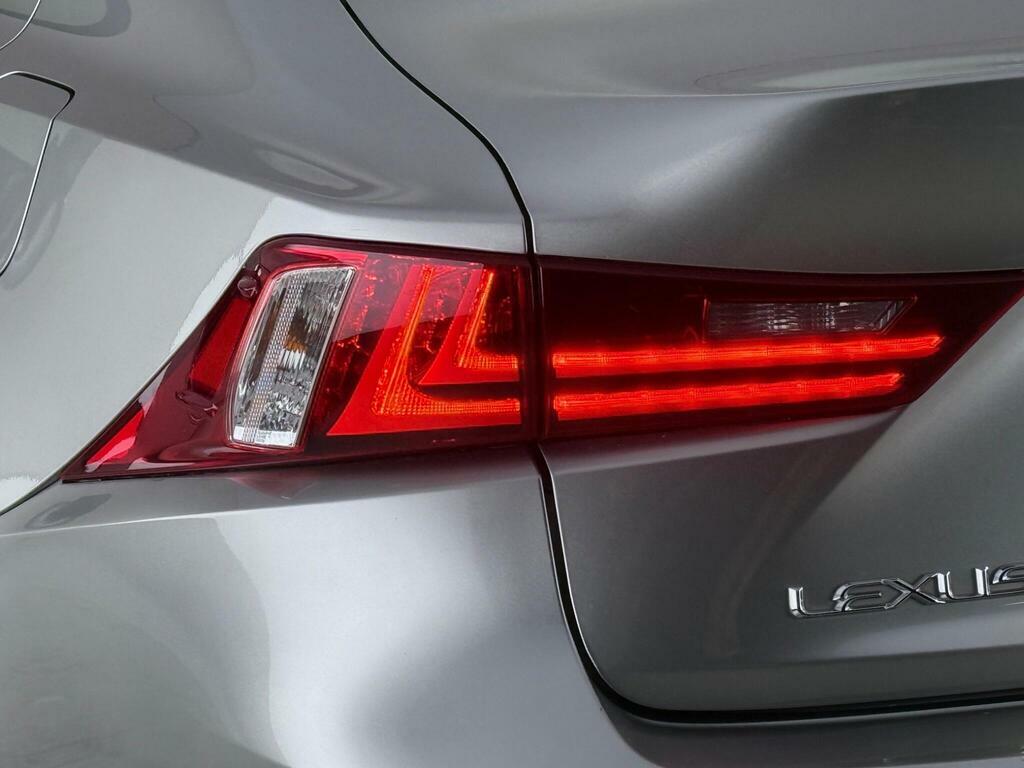 Lexus IS 2.5 300H Executive Edition E-cvt Euro 6 Ss Silver #6