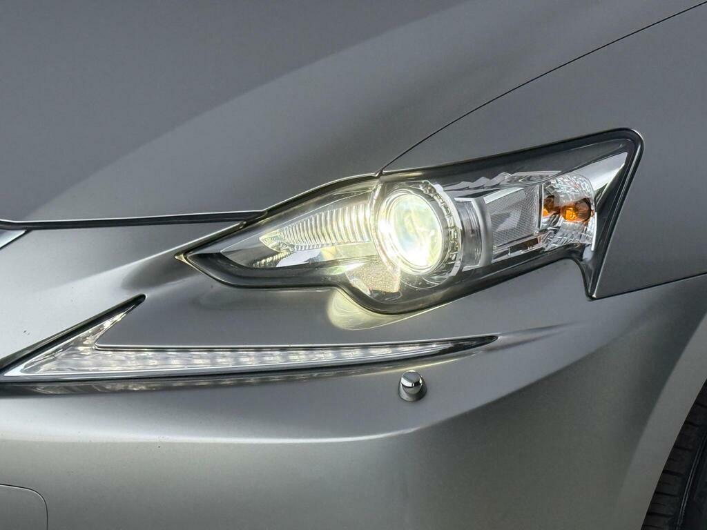 Lexus IS 2.5 300H Executive Edition E-cvt Euro 6 Ss Silver #4