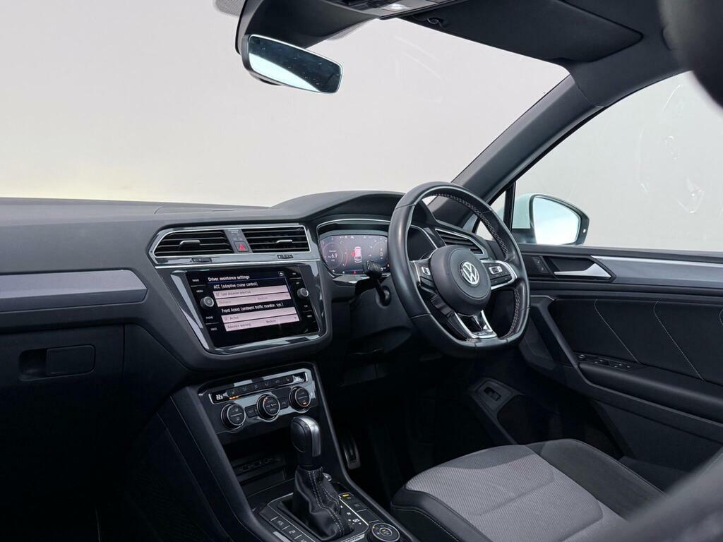 Volkswagen Tiguan 2.0 Tdi R-line Tech Dsg 4Motion Euro 6 Ss DE69LVD White #4