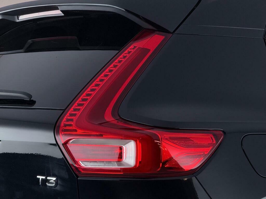 Volvo XC40 1.5 T3 R-design Euro 6 Ss PY21BFJ Black #6