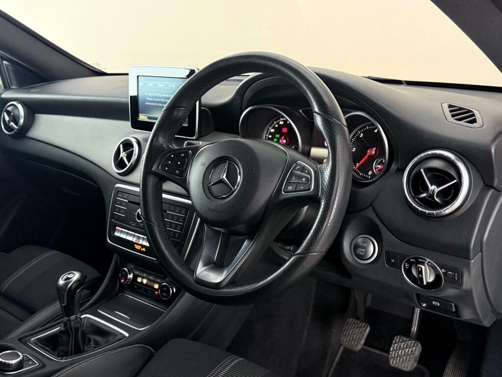 Mercedes-Benz CLA Class 2.1 Cla200d Sport Coupe Euro 6 Ss OU67OKC White #3