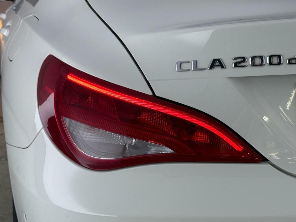 Mercedes-Benz CLA Class 2.1 Cla200d Sport Coupe Euro 6 Ss OU67OKC White #6