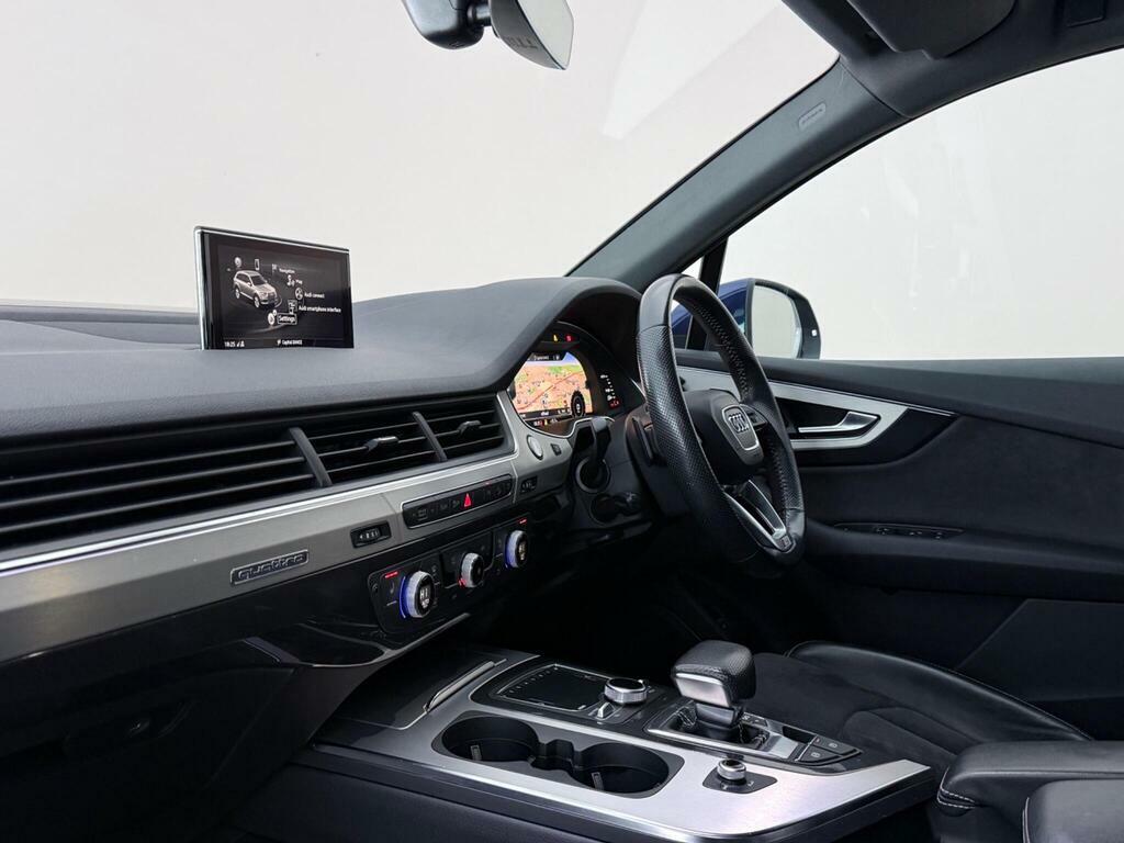 Audi Q7 3.0 Tdi Quattro E-tron 254 Bhp Black #4