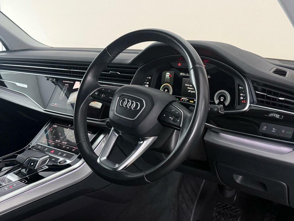 Audi Q7 Tfsi E Quattro Sport White #3