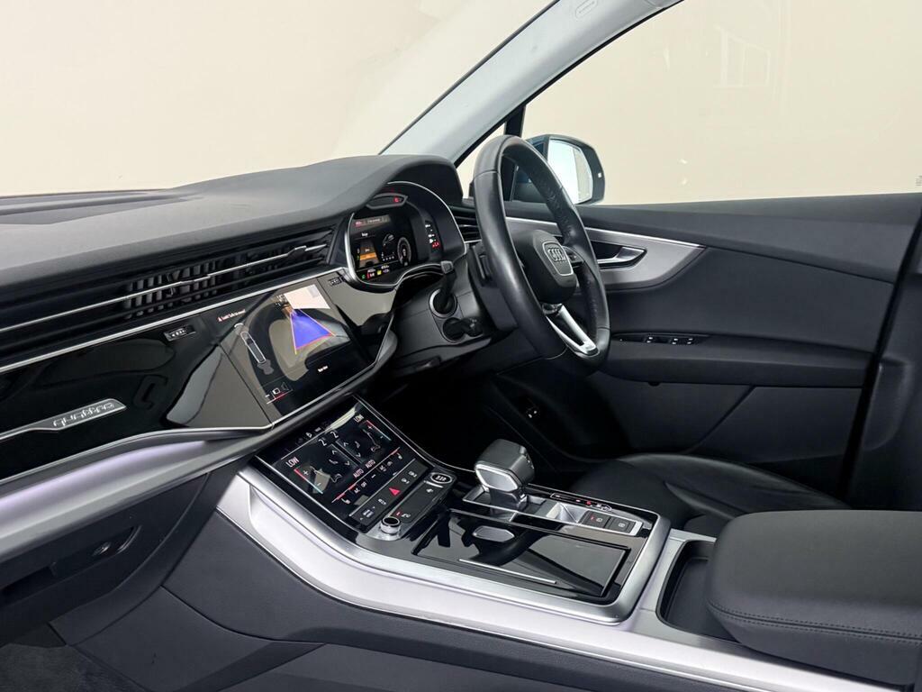 Audi Q7 Tfsi E Quattro Sport White #4