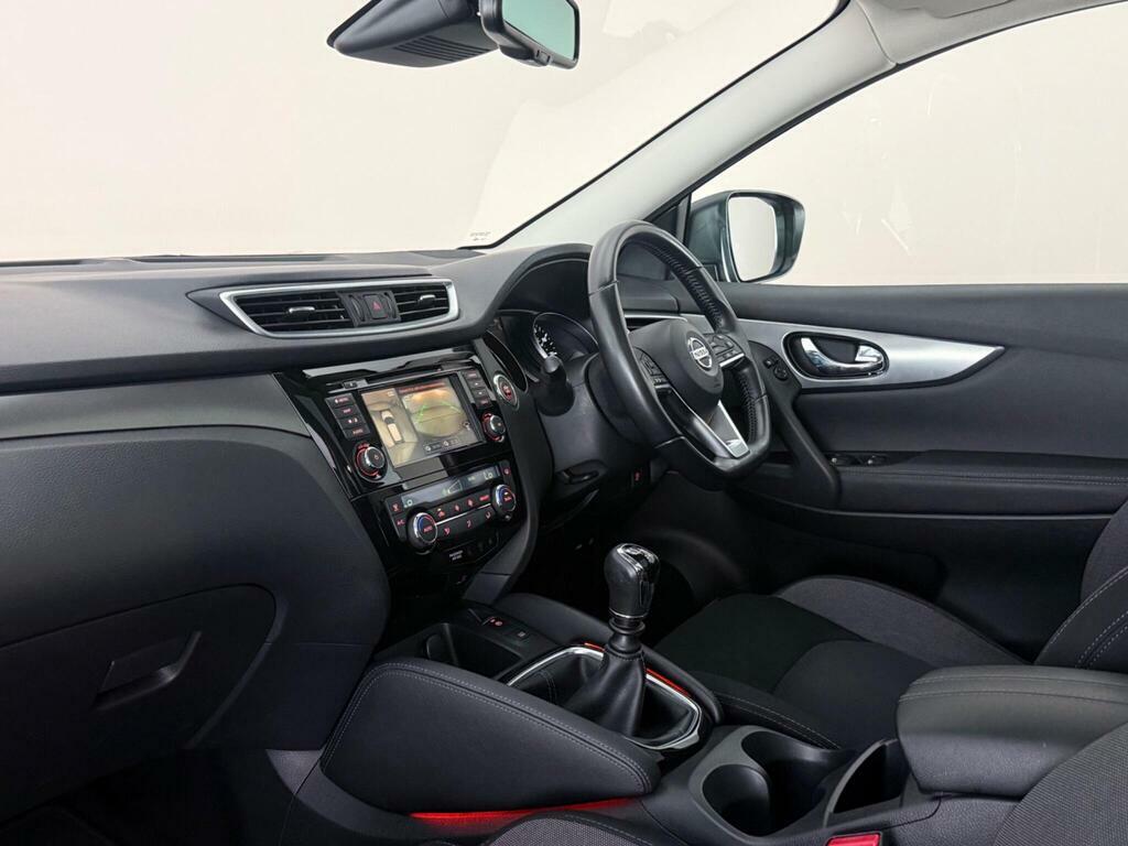 Nissan Qashqai 1.3 Dig-t N-connecta Euro 6 Ss Black #4