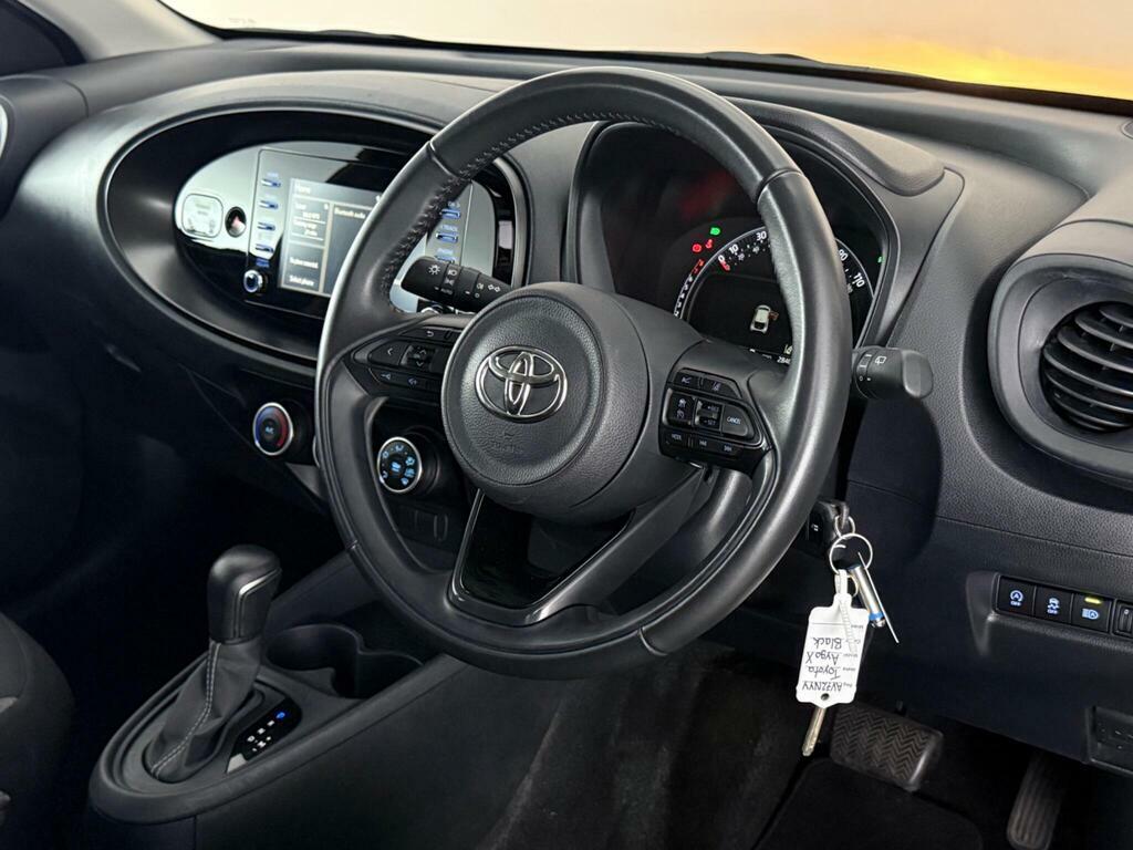 Toyota Aygo X 1.0 Vvt-i Pure X-shift Euro 6 Ss AV72NYY Black #3