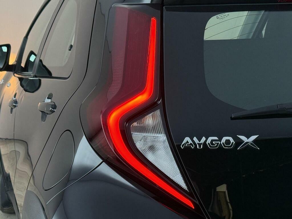 Toyota Aygo X 1.0 Vvt-i Pure X-shift Euro 6 Ss AV72NYY Black #6