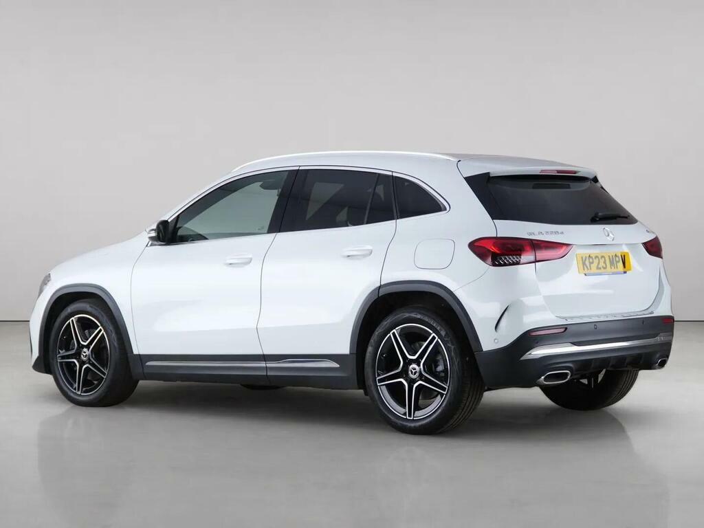 Mercedes-Benz GLA Class 2.0 Gla220d Amg Line Executive 8G-dct 4Matic Eur KP23MPV White #6