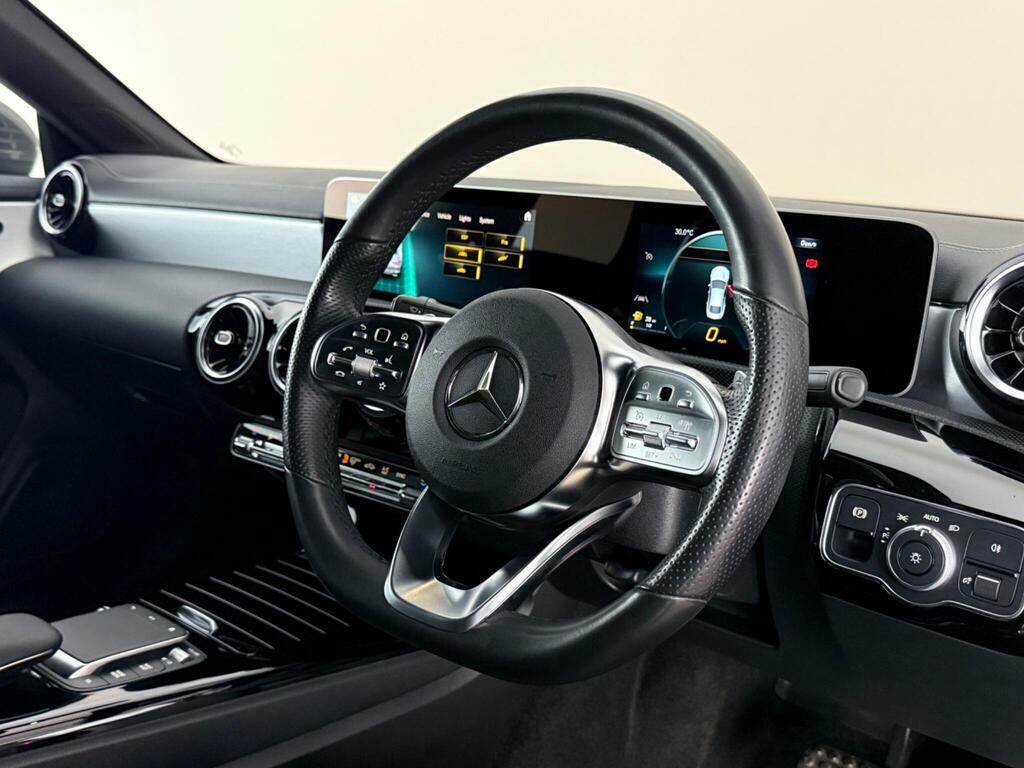Mercedes-Benz CLA Class 2.0 Cla220d Amg Line Coupe 8G-dct Euro 6 Ss SL70YYB Grey #3
