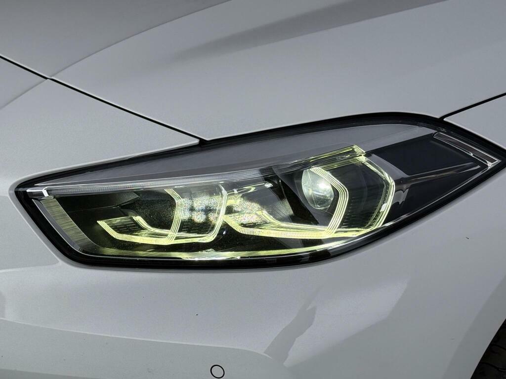 BMW 1 Series 1.5 118I Sport Lcp Euro 6 Ss LA71YYU White #4