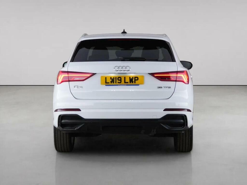 Audi Q3 35 Tfsi Sport Black #7