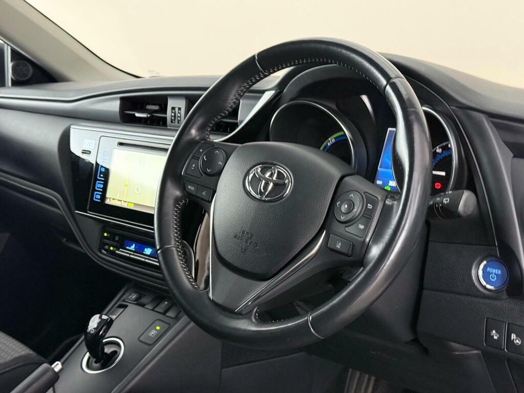 Toyota Auris 1.8 Vvt-h Design Cvt Euro 6 Ss White #3