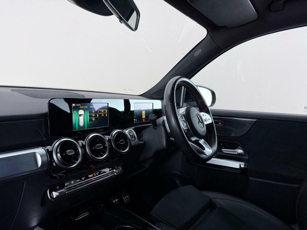 Mercedes-Benz GLB Class 1.3 Glb200 Amg Line 7G-dct Euro 6 Ss Black #4