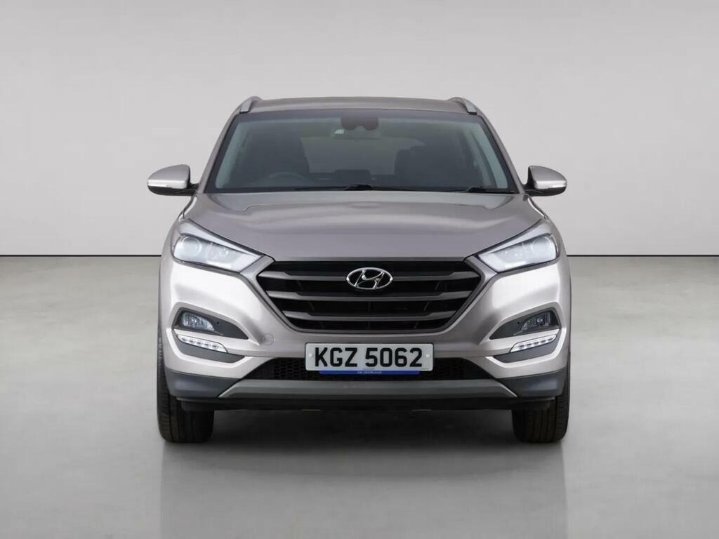 Hyundai Tucson 1.6 Gdi Blue Drive Se Nav Euro 6 Ss White #4