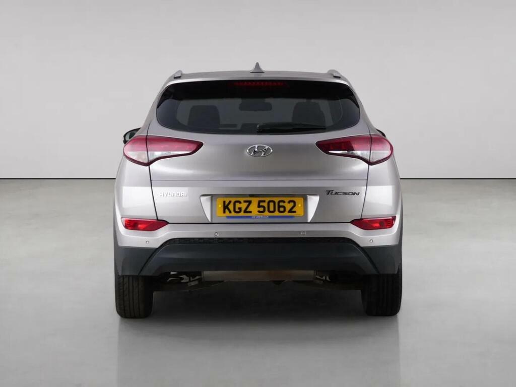 Hyundai Tucson 1.6 Gdi Blue Drive Se Nav Euro 6 Ss White #6