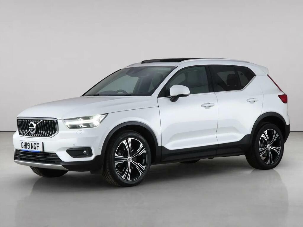 Volvo XC40 2.0 T4 Inscription Pro Euro 6 Ss White #2