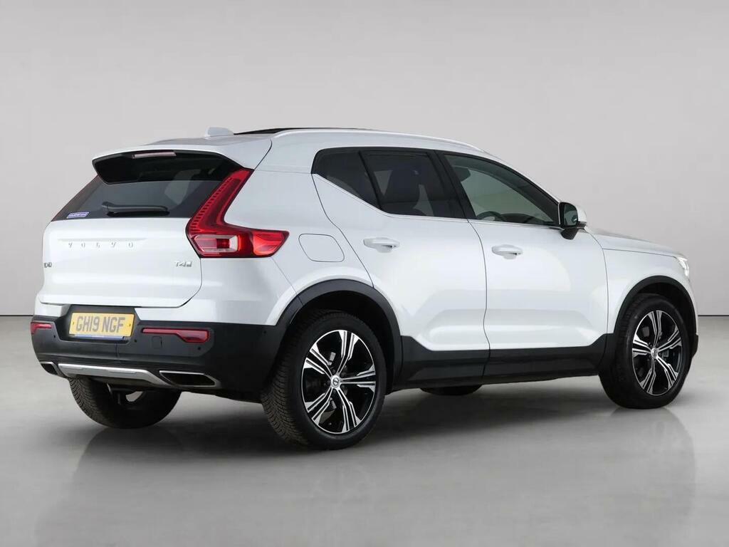 Volvo XC40 2.0 T4 Inscription Pro Euro 6 Ss White #5