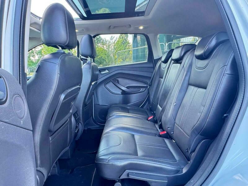 Ford Kuga Suv 2.0 Tdci Zetec 2Wd Euro 6 Ss 201565 Black #37