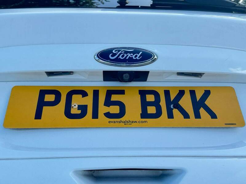 Ford Kuga Suv 2.0 Tdci Zetec 2Wd Euro 6 Ss 201565 Black #16