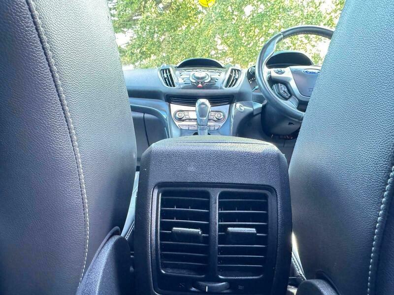Ford Kuga Suv 2.0 Tdci Zetec 2Wd Euro 6 Ss 201565 Black #31